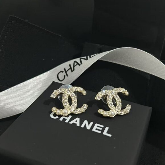 Chanel Double C Pearl Earrings - Picture 1 of 6